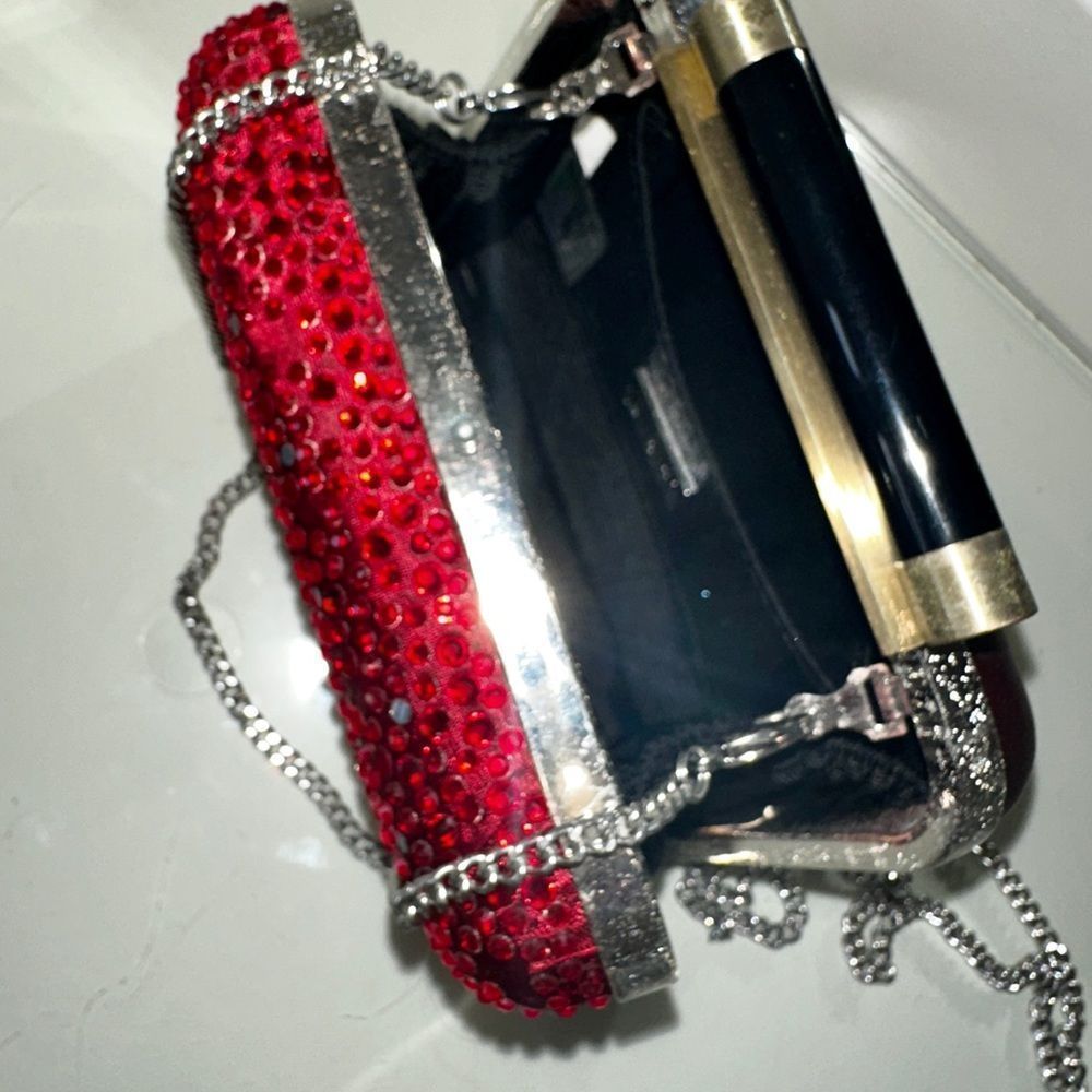 DVF clutch - Picture 5 of 5